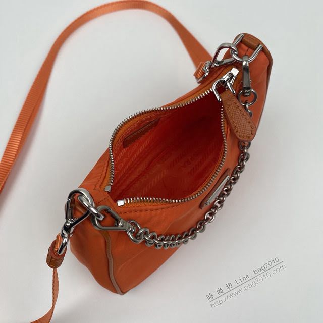 prada女包 普拉達新款mini Hobo橘色手拎包 1TT122 Prada單肩斜挎包 Prada三合一腋下包  pyd2358